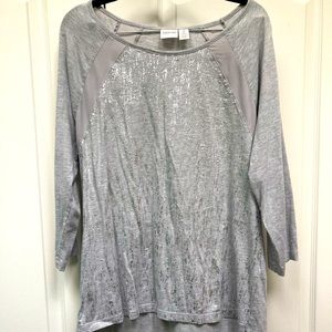 Cute long sleeved top